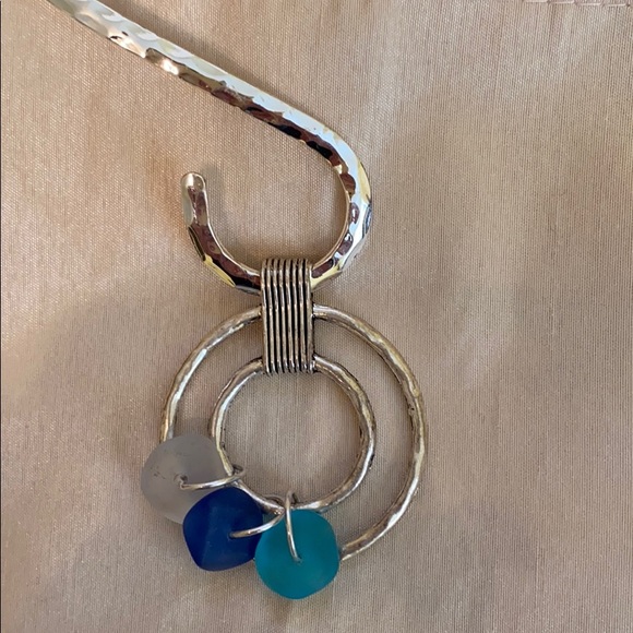 Silver sea glass necklace and bracelet set - Picture 5 of 7